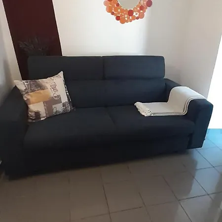 Old Town Apartment *