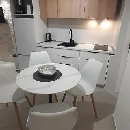 Old Town Apartman *